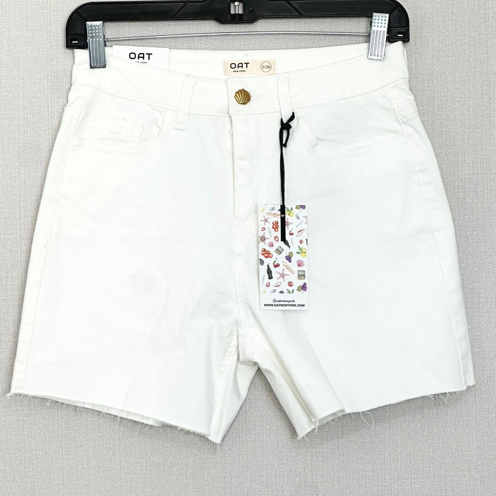 High Rise White Denim Jean Shorts Shell Button Raw Hem Oat New York Size 2/26